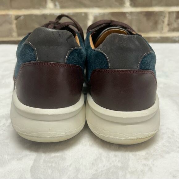 Clarks Unstructured Un Rio Run Sneakers Lace Up Shoe Burgundy Red Navy Blue 10.5 - Picture 3 of 8